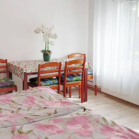 Dom Nad Kanalem Nr 3 Apartman *